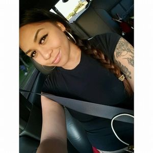 Meet your Posher, Tierra